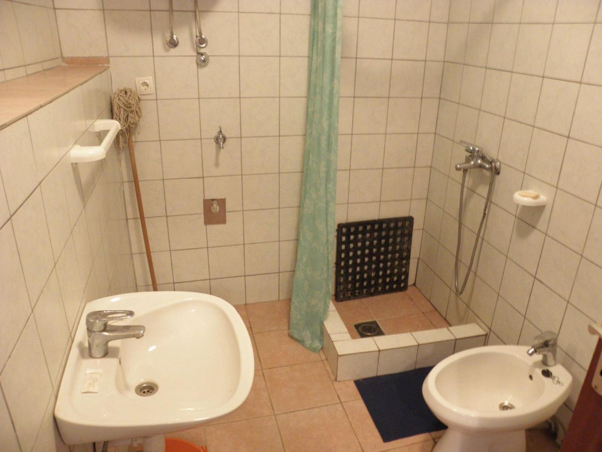 Apartment Irmica Lukovo Šugarje Exterior foto