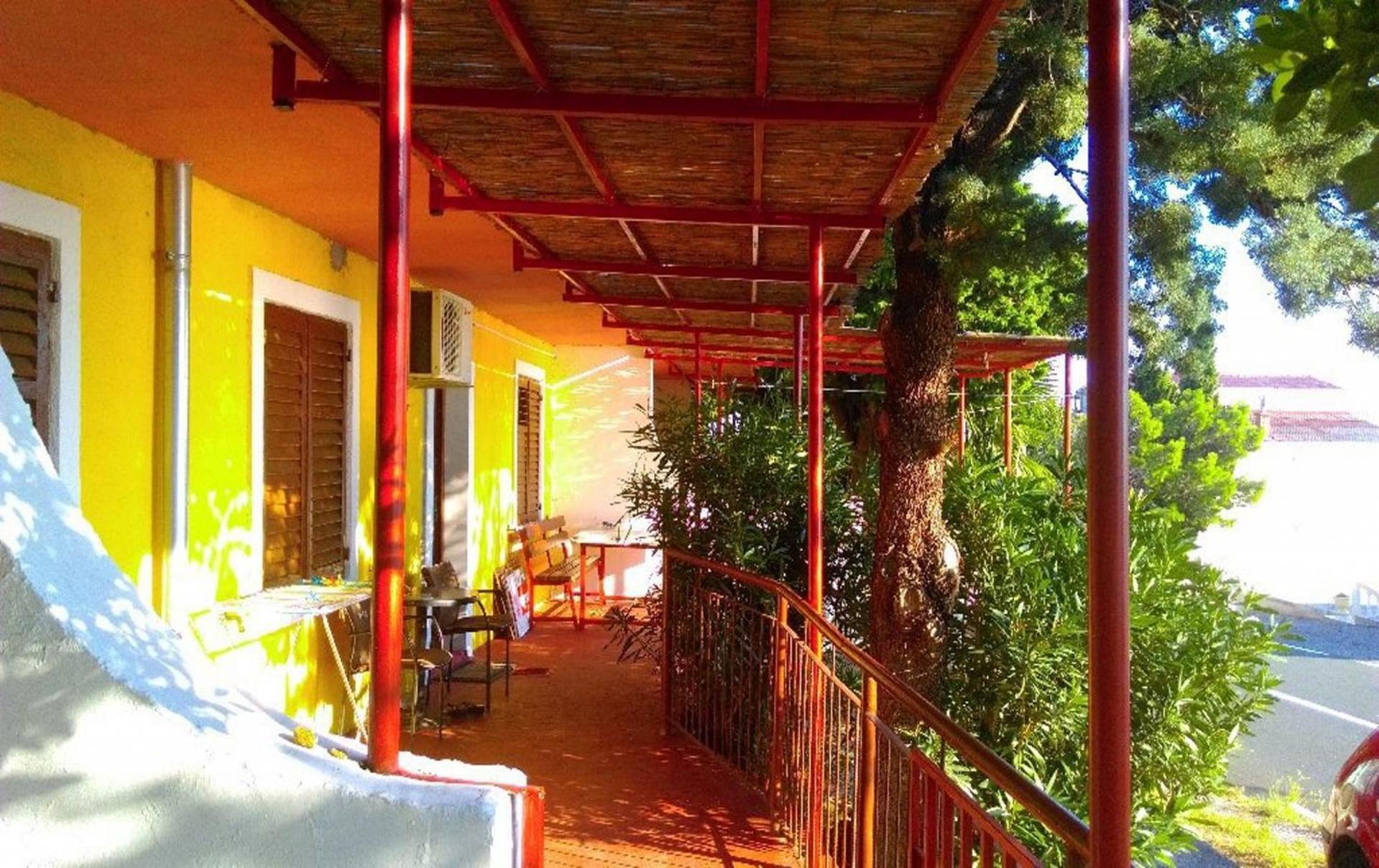 Apartment Irmica Lukovo Šugarje Exterior foto